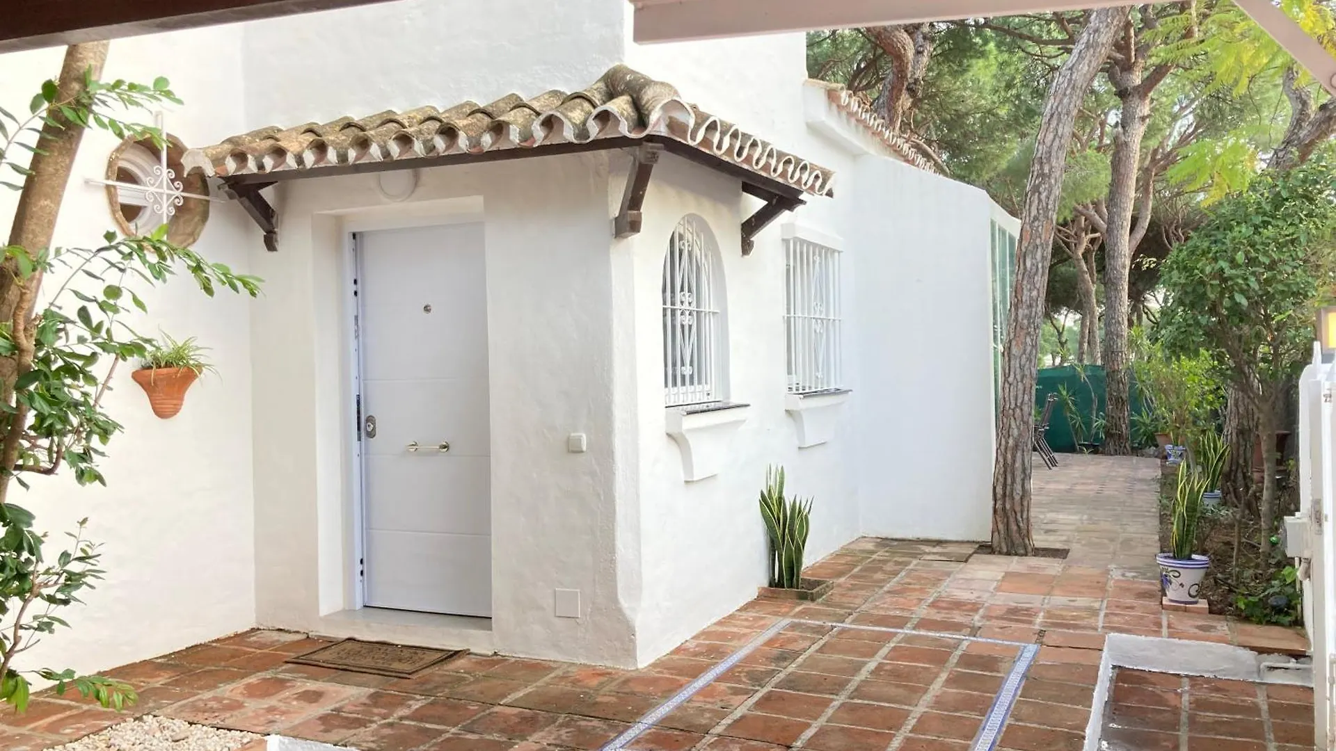 Marbella White Home, Calahonda, By Sol Maestranza Sitio de Calahonda Spain
